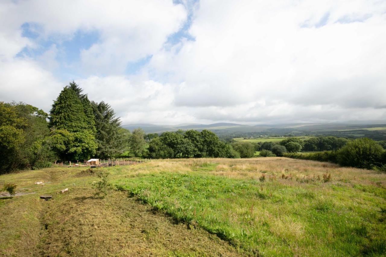 Cwtch Farm Bed & Breakfast Ystalyfera Экстерьер фото