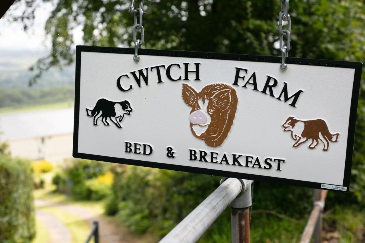 Cwtch Farm Bed & Breakfast Ystalyfera Экстерьер фото